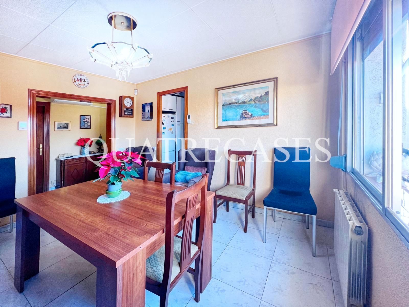 Dining room of Flat for sale in  Barcelona Capital  with Air Conditioner, Heating and Oven