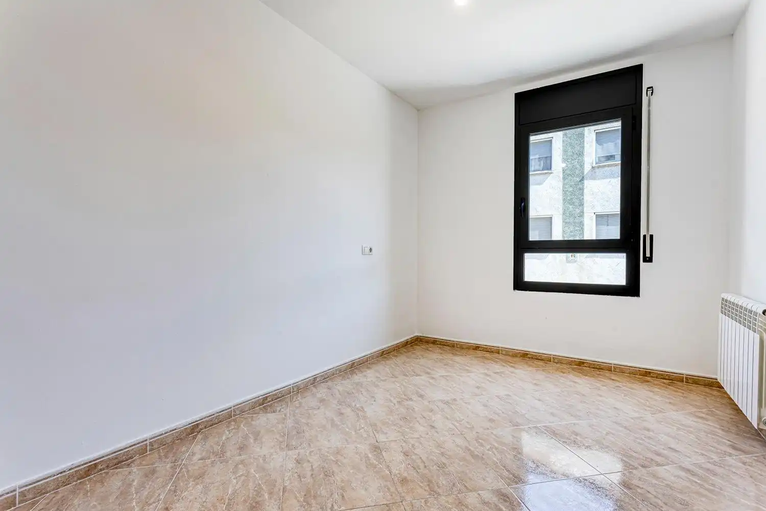 Schlafzimmer von Wohnung zum Verkauf in Vilanova del Camí mit Heizung, Terrasse und Balkon