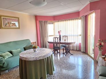 Appartamento con balcone in vendita a Calle LLUIS VIVES
