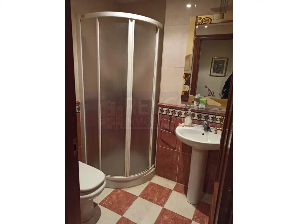 Bathroom of Flat for sale in Nájera
