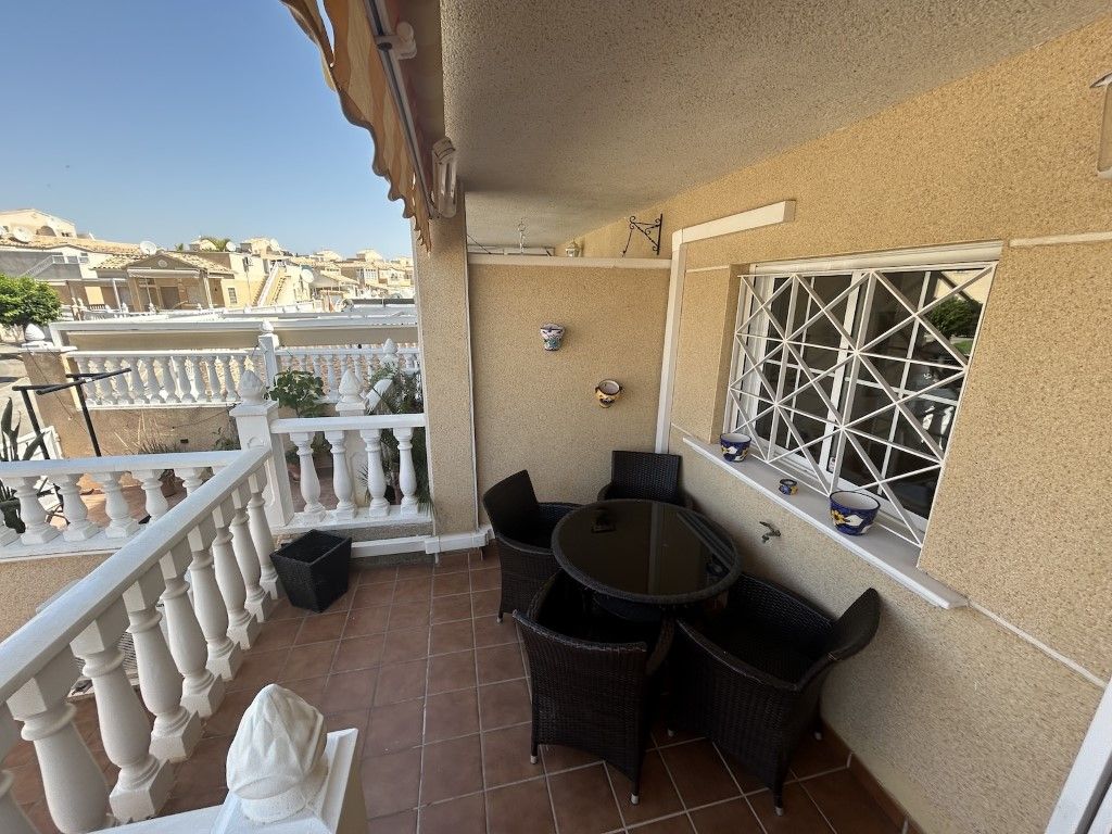 Terrassa de Casa adosada en venda en Torrevieja