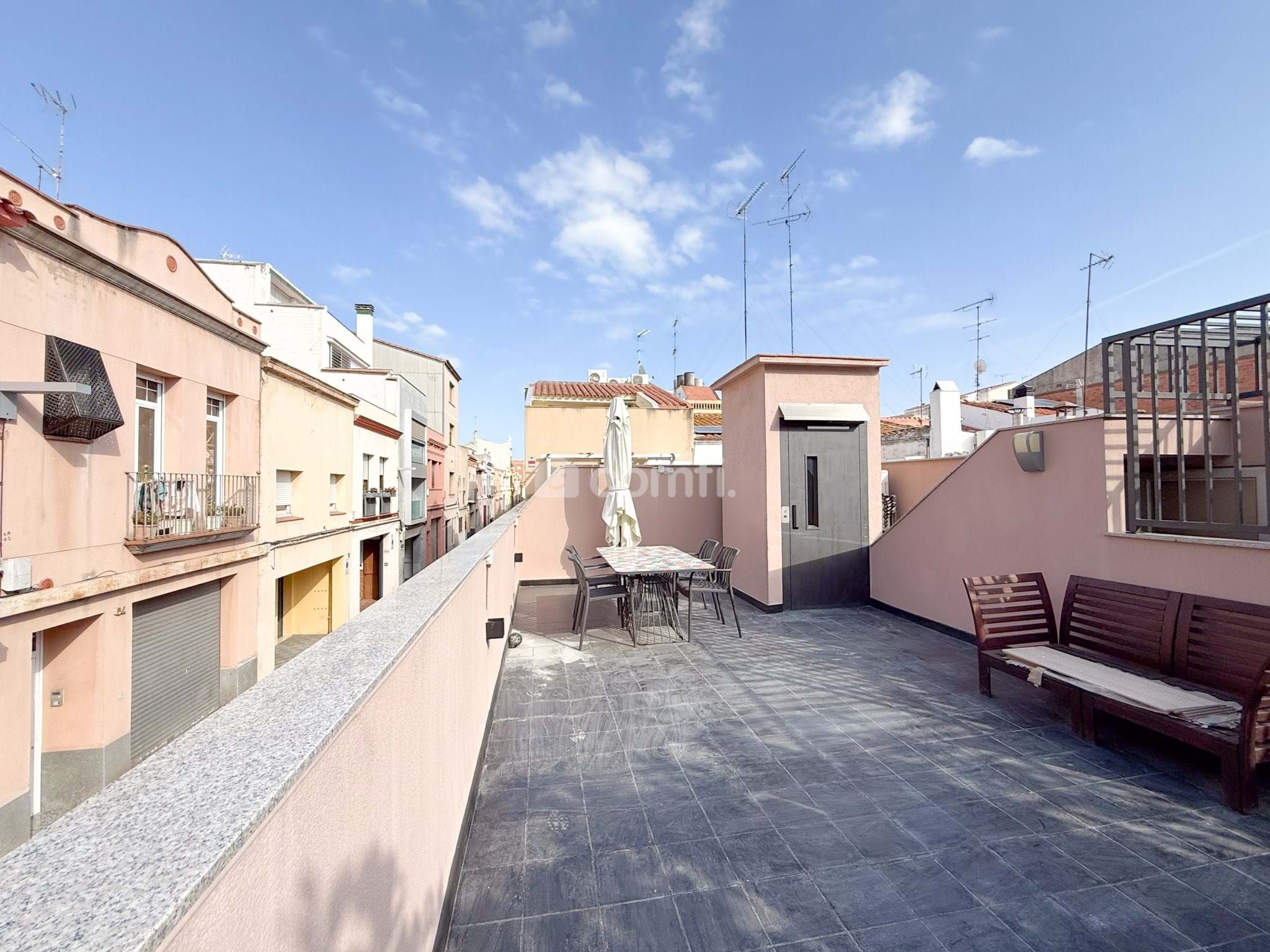 Exterior view of Flat for rent in Mataró  with Air Conditioner, Heating and Terrace
