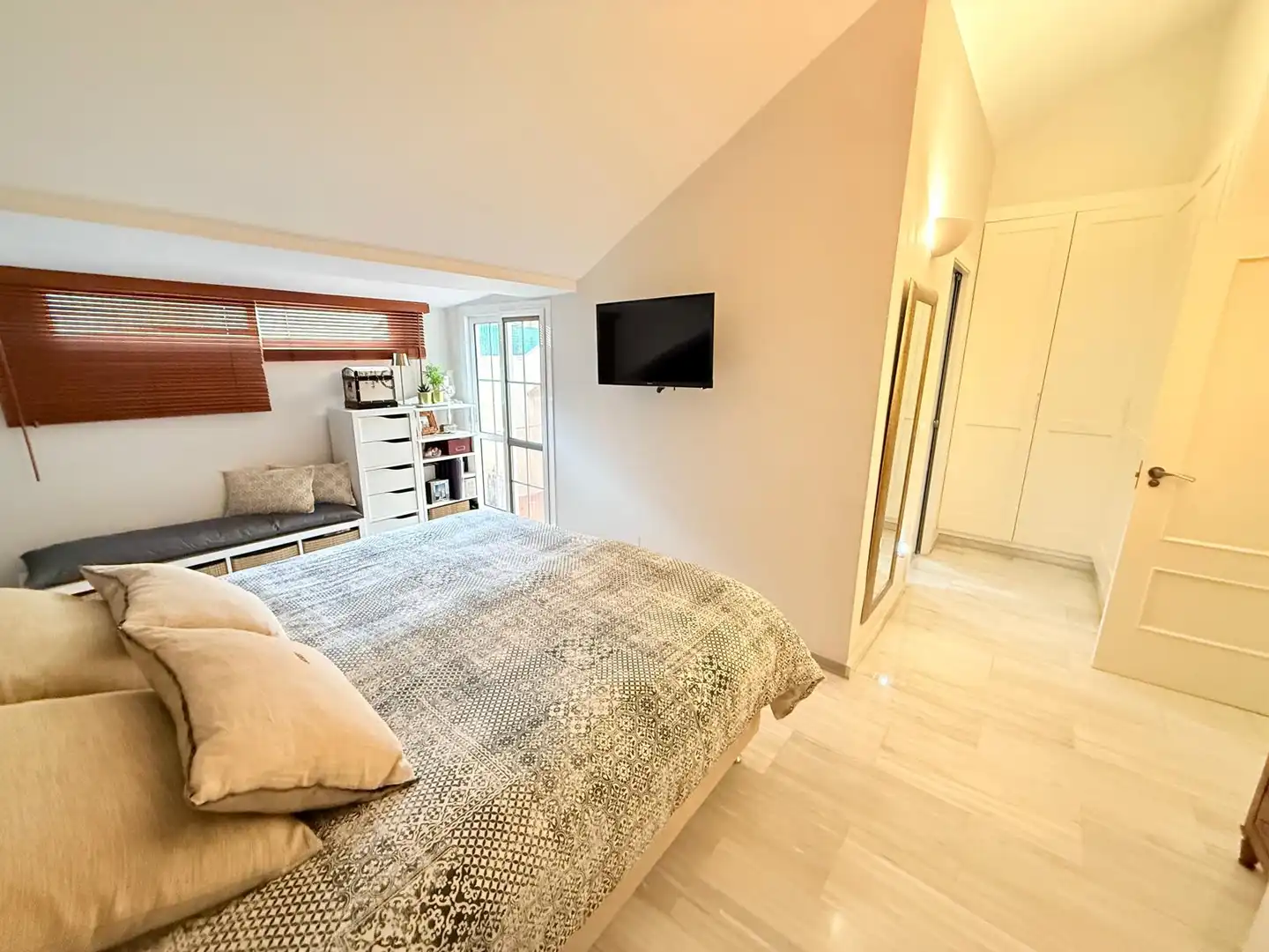 Habitación de Dúplex en venta en Fuengirola con Aire acondicionado, Calefacción y Terraza