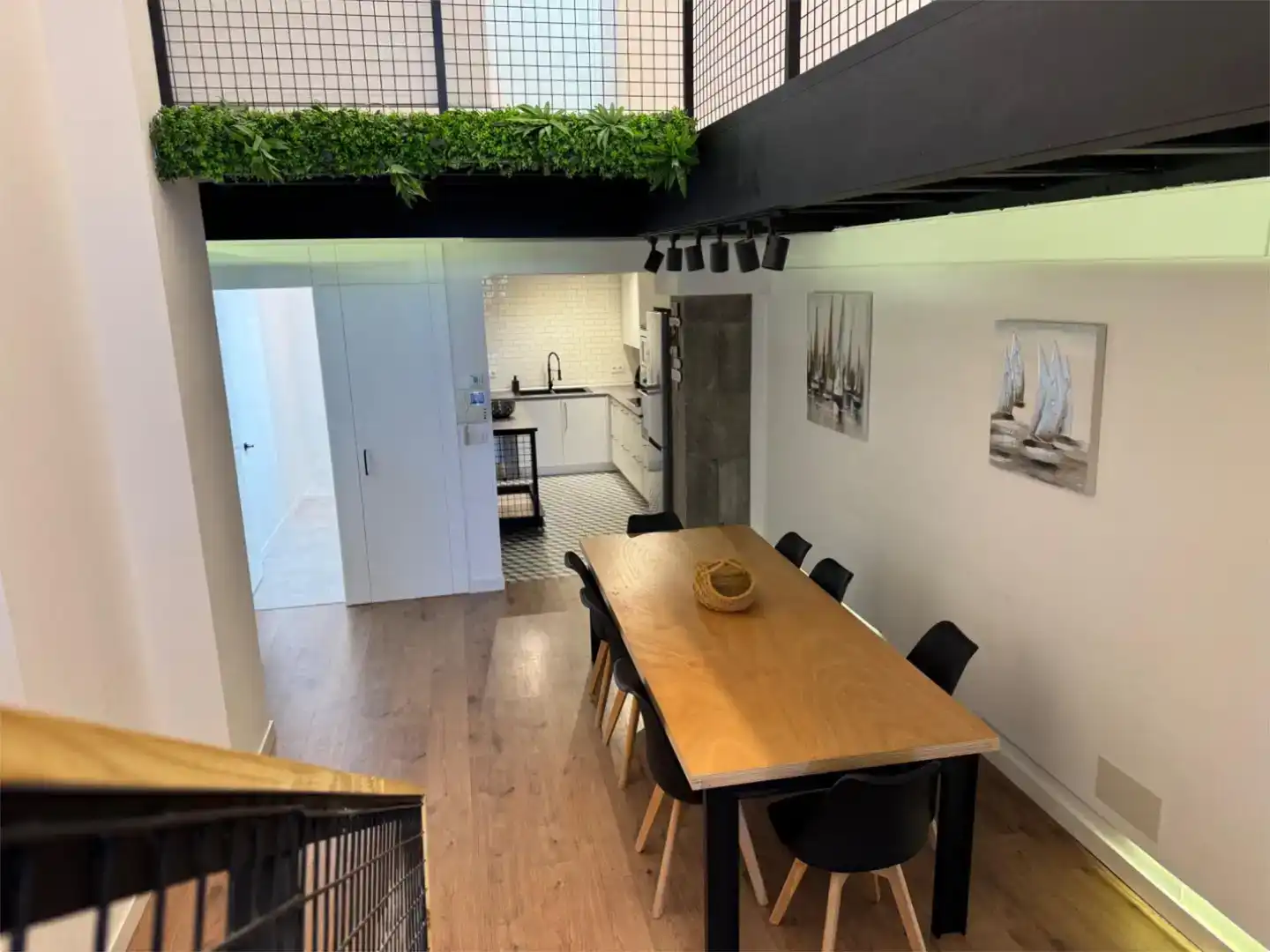 Dining room of Flat for rent in Vigo   with Parquet flooring, Storage room and Furnished