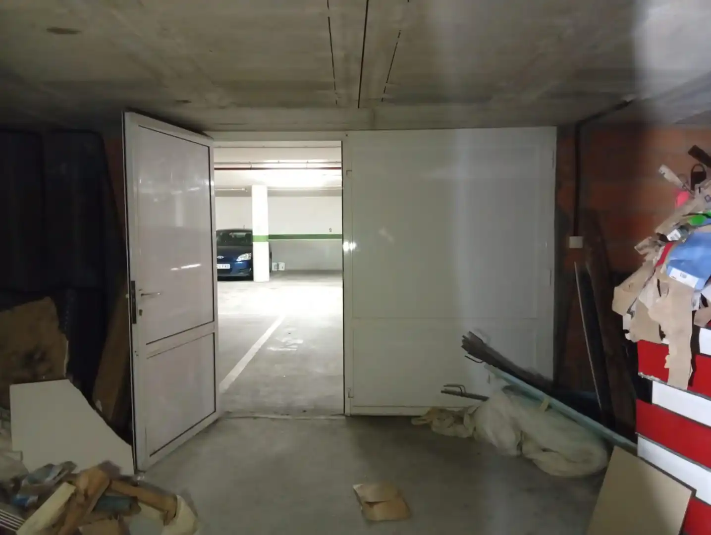 Parkplatz von Garage zum Verkauf in Xove