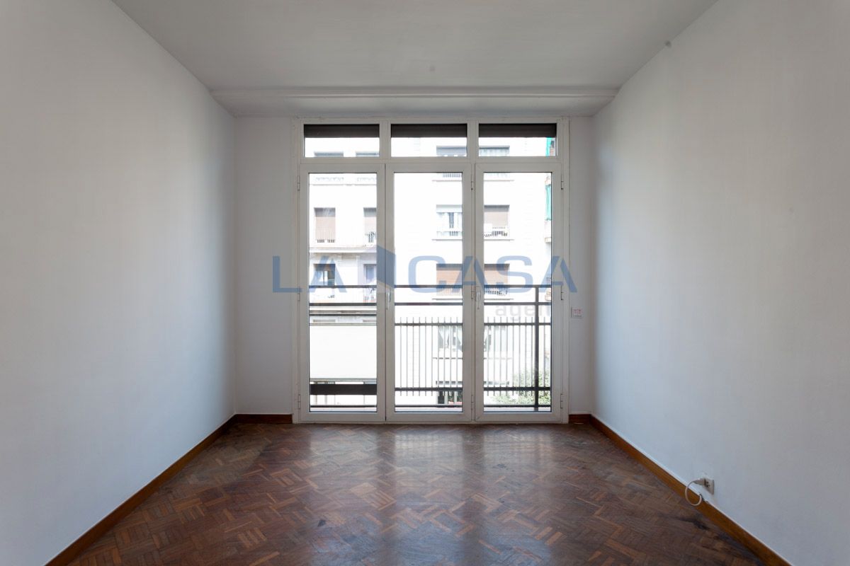 Bedroom of Flat for sale in  Barcelona Capital  with Heating and Balcony