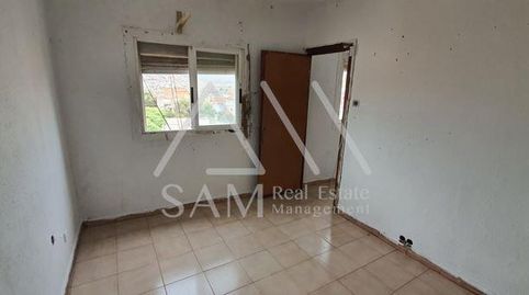 Foto 4 de Piso en venta en El Raval, Santa Coloma de Gramenet