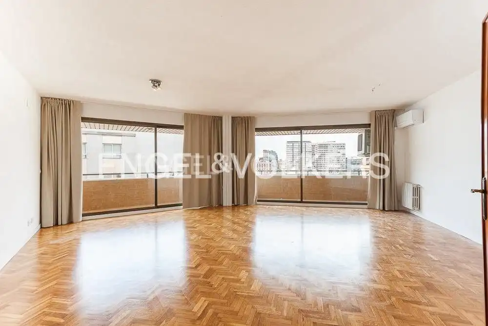 Exterior view of Flat for rent in El Pla del Real