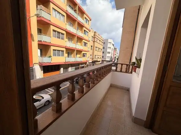 Balcony of Flat for sale in Las Palmas de Gran Canaria  with Furnished, Oven and Washing machine