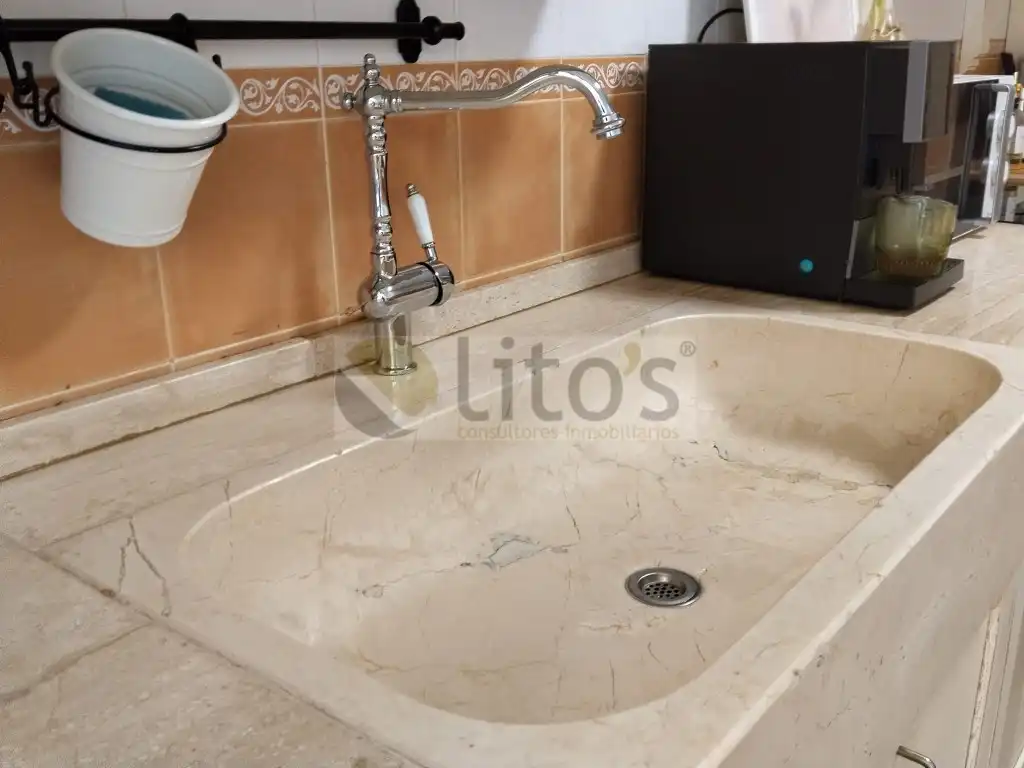 Bathroom of Detached homes for sale in Dos Hermanas  with Private garden and Swimming Pool