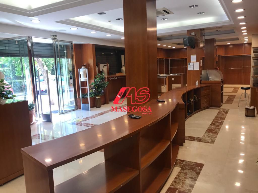 Premises to rent in  Granada Capital