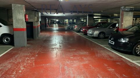 Plaza de garaje para coche grande con trastero anexo - Cornellà de Llobregat, immagine 3