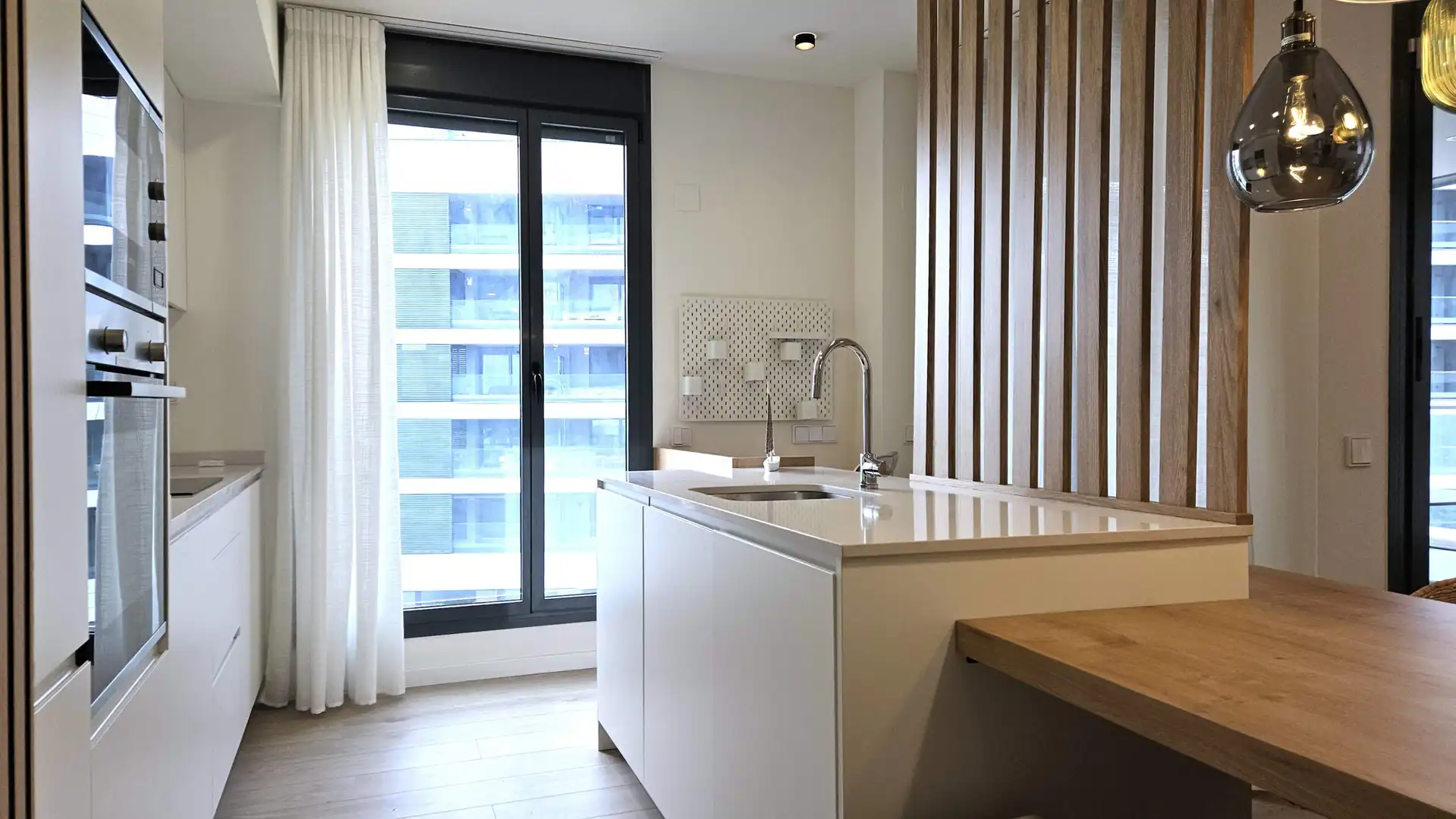 Kitchen of Flat for rent in Badalona  with Air Conditioner, Furnished and Alarm
