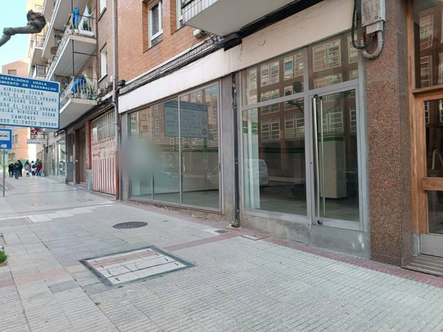Local comercial en Alquiler en Rontegui - Pormetxeta