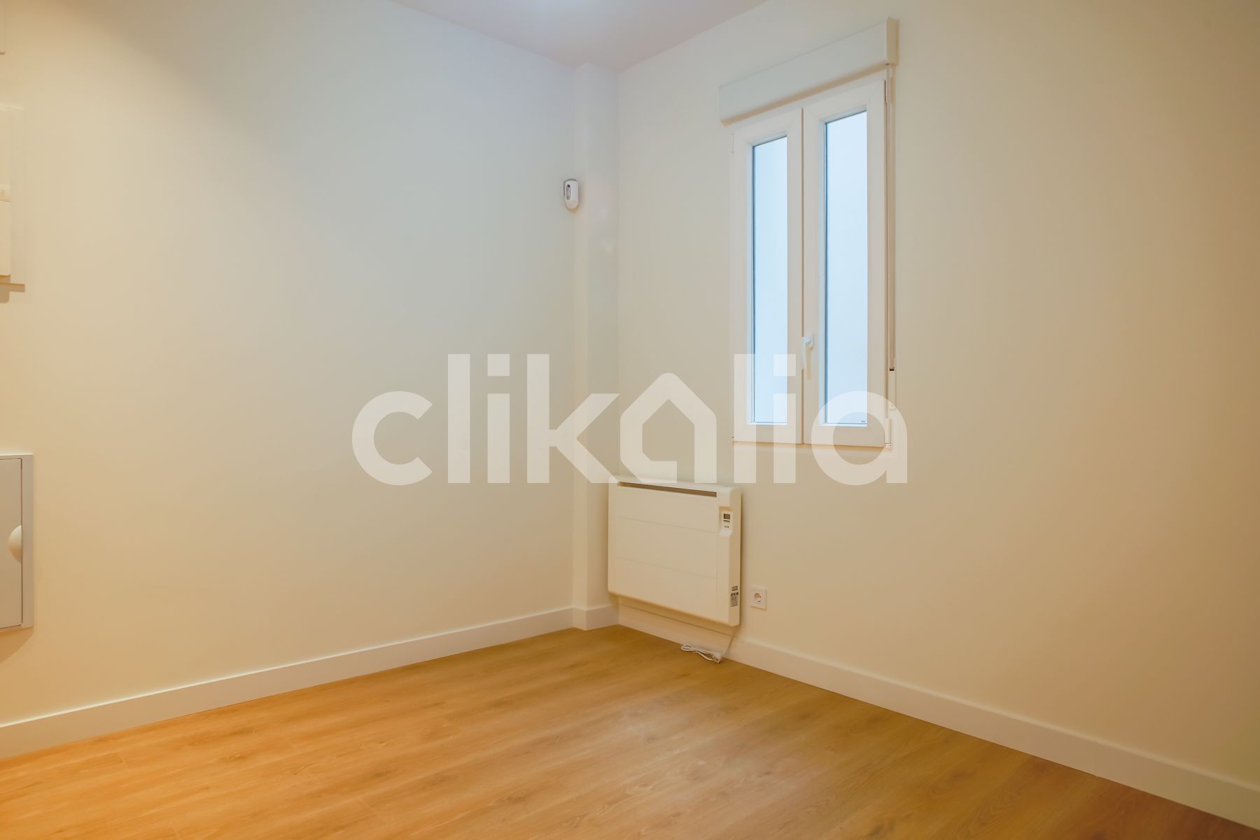 Bedroom of Flat for sale in  Madrid Capital  with Air Conditioner and Heating