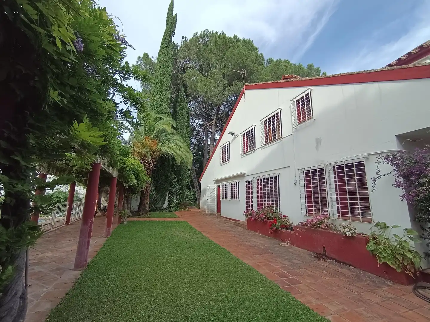 Exterior view of Houses for sale in Córdoba  with Air Conditioner and Private garden
