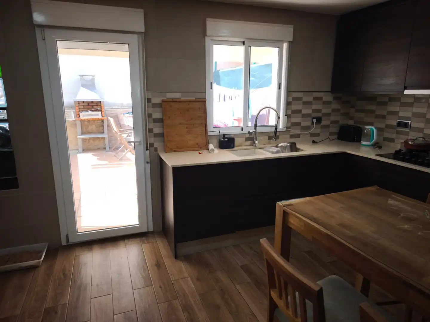 Cuina de Casa adosada en venda en La Ràpita amb Jardí privat, Terrassa i Traster