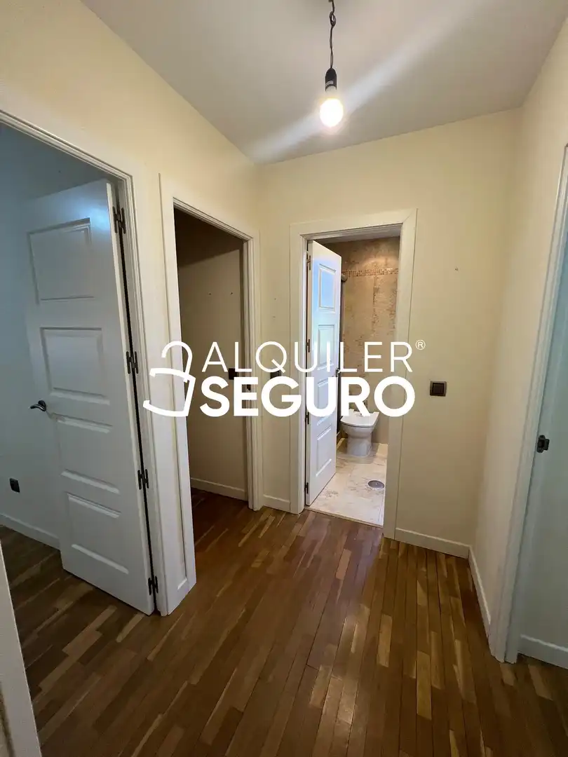 Flat for rent in Tres Cantos  with Air Conditioner and Heating