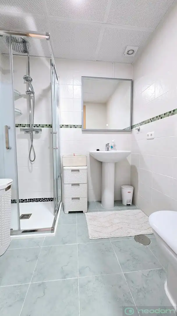 Badezimmer von Wohnung zur Miete in Villajoyosa / La Vila Joiosa mit Terrasse und Schwimmbad
