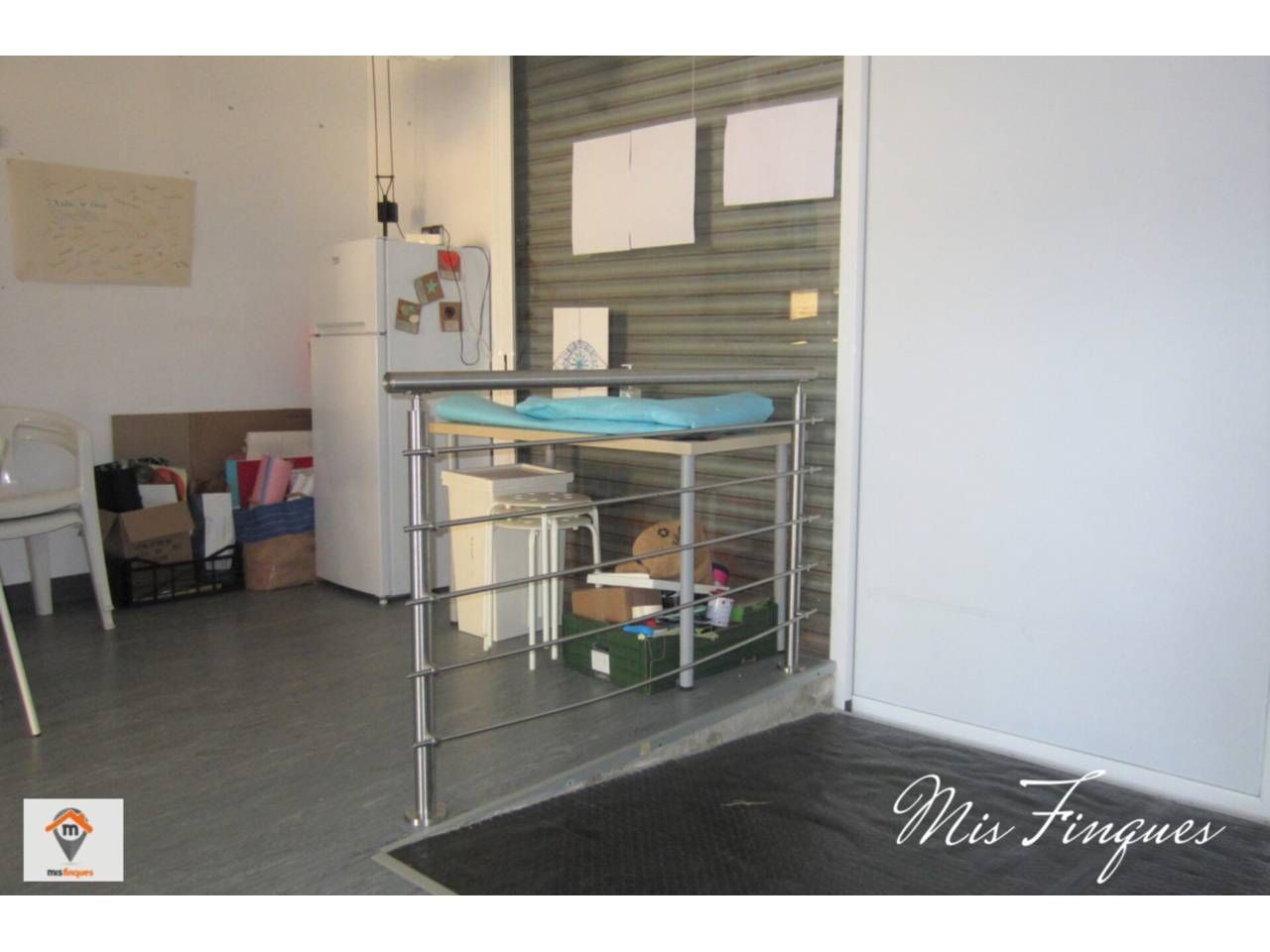 Premises for sale in Sabadell  with Air Conditioner