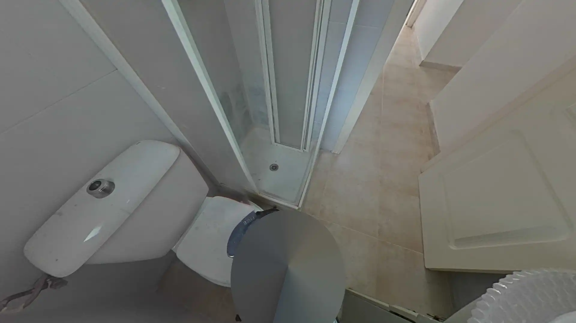 Baño de Piso en venta en Bigastro con Balcón