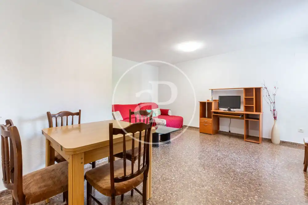 Living room of Flat for rent in Valencia  with Heating, Terrace and Furnished