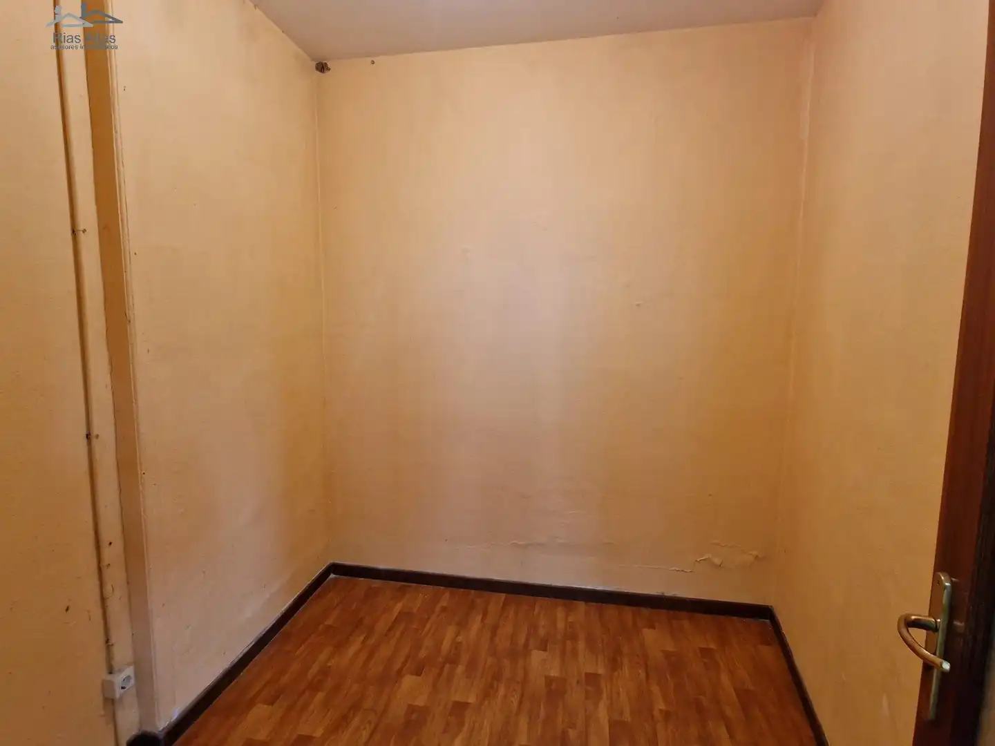 Schlafzimmer von Geschaftsraum zur Miete in A Coruña Capital 