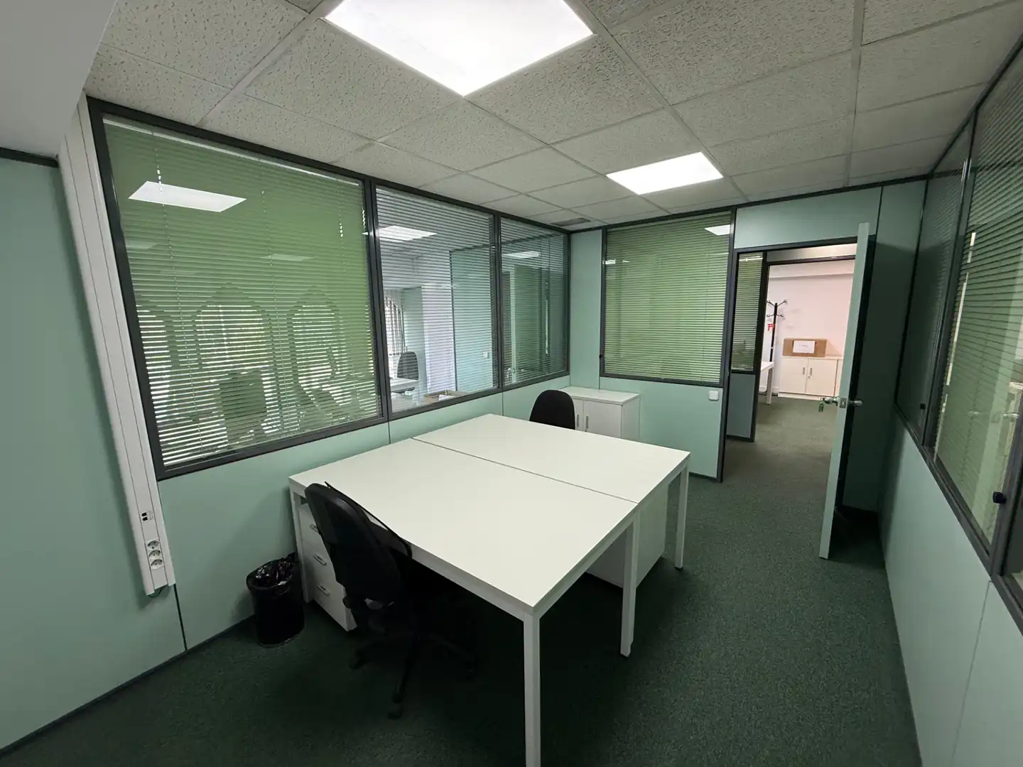 Office for rent in Madrid  with Air Conditioner, Heating and Storage room
