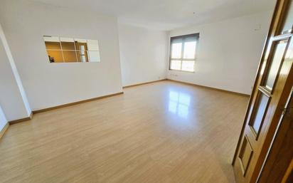 Living room of Flat for sale in  Valencia Capital  with Air Conditioner and Heating