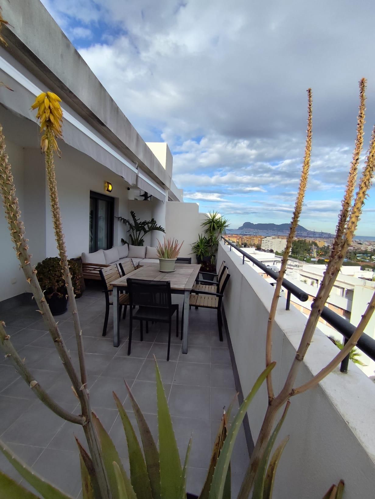 Terrassa de Àtic en venda en Algeciras amb Aire condicionat, Terrassa i Traster