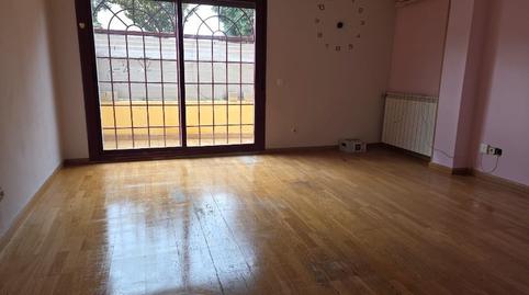 Photo 2 of Flat for sale in C/ Antonio Saura, Tenería I – La Tenería II, Pinto