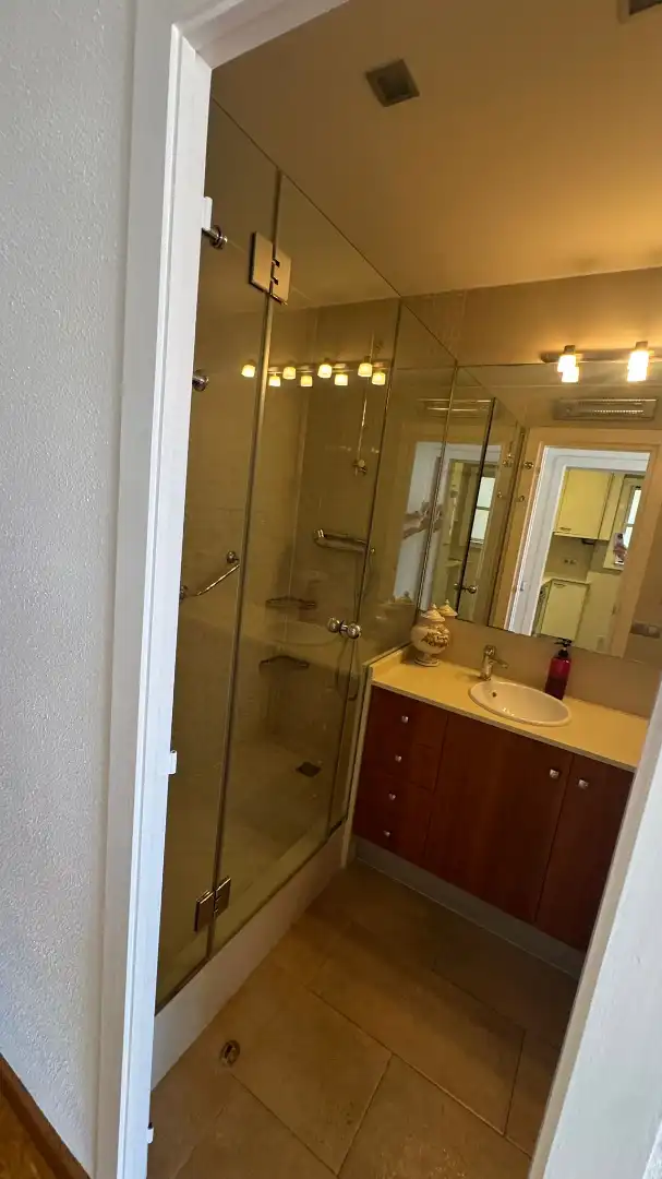 Baño de Ático en venta en Barcelona con Aire acondicionado, Terraza y Balcón