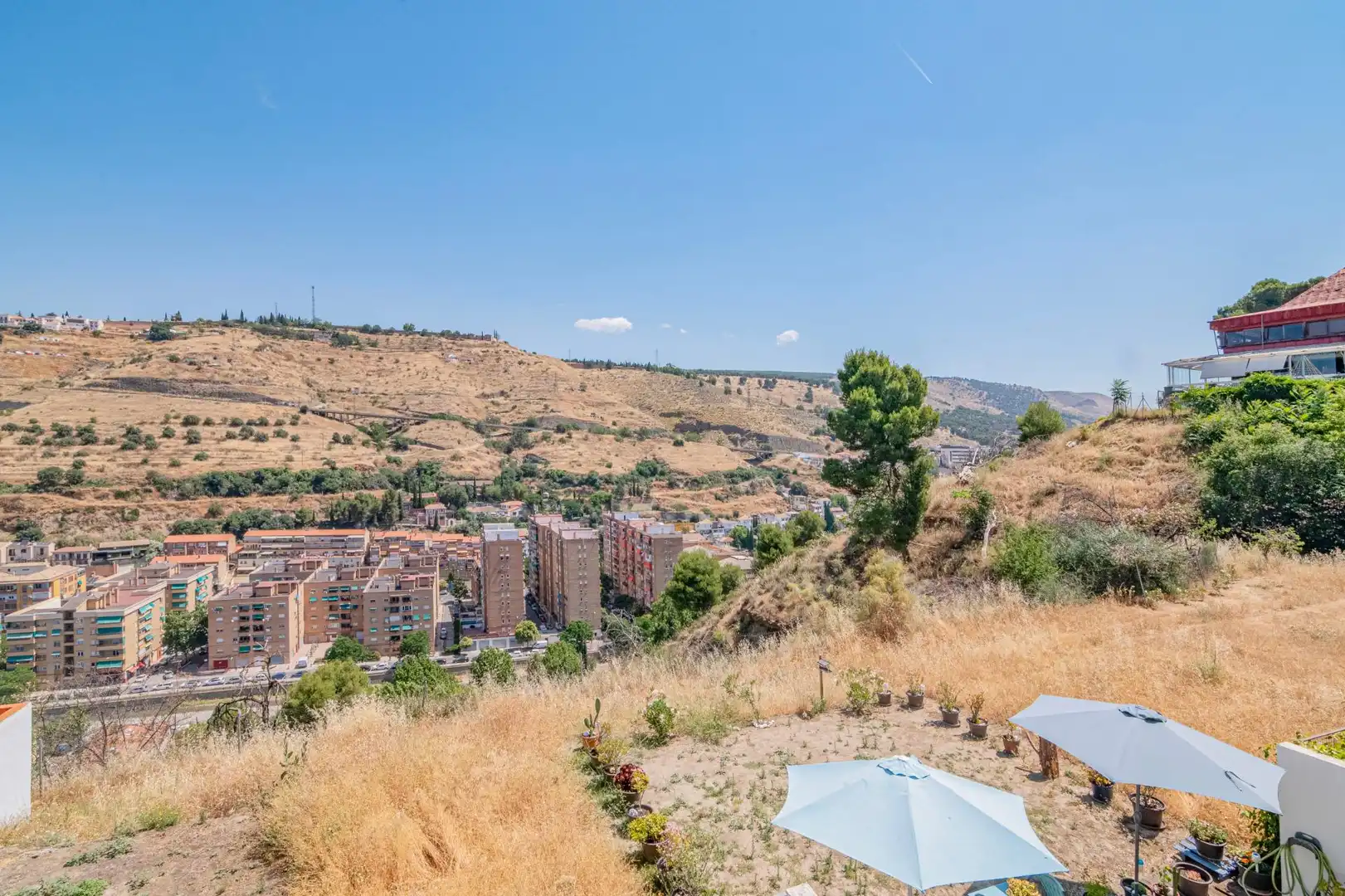 Vista exterior de Casa adosada de lloguer en Granada amb Aire condicionat, Calefacció i Terrassa