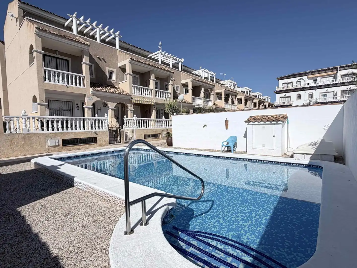 Piscina de Finca rústica en venta en Orihuela con Terraza, Piscina y Amueblado