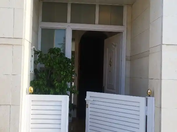 Casa aparellada amb jardí en venda a Pierineus 24, imagen 6
