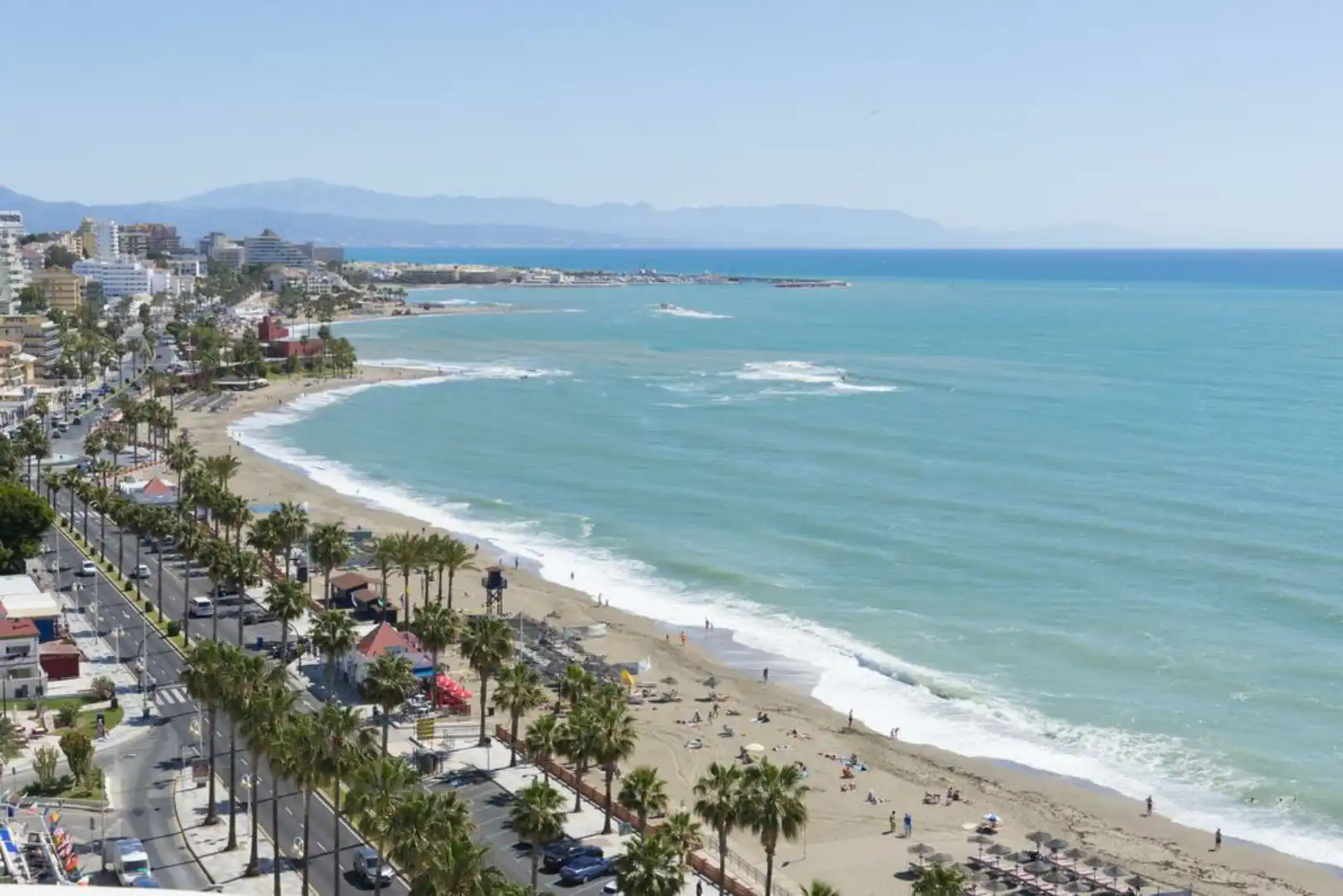 Außenansicht von Wohnungen zum Verkauf in Benalmádena mit Klimaanlage