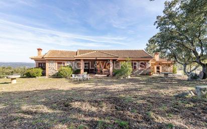 Exterior view of Country house for sale in Valdemorillo  with Heating, Private garden and Terrace