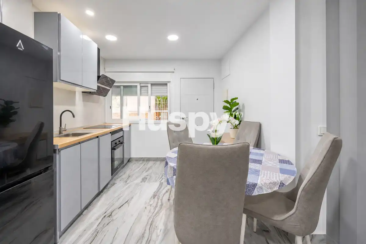 Ground floor with pool for sale in Avenida de Portugal, imagen 5