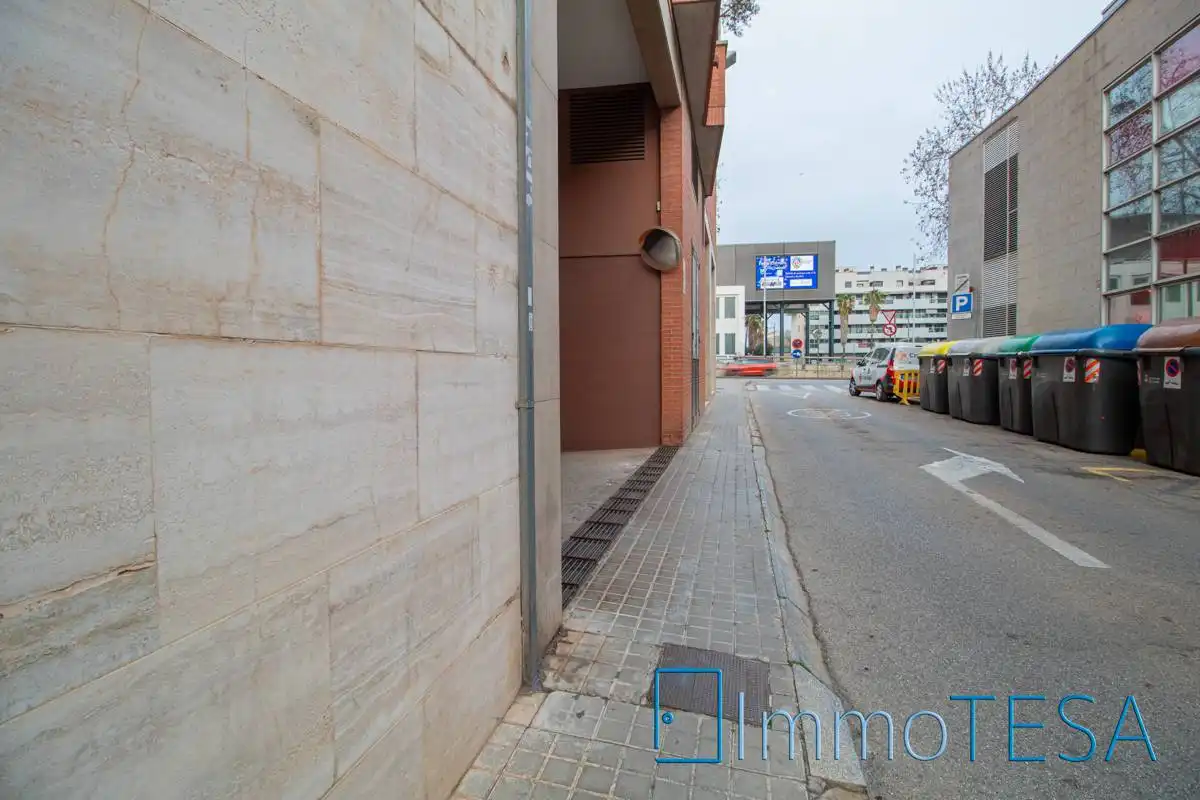 Parking for sale in Centre - Sant Oleguer, imagen 8