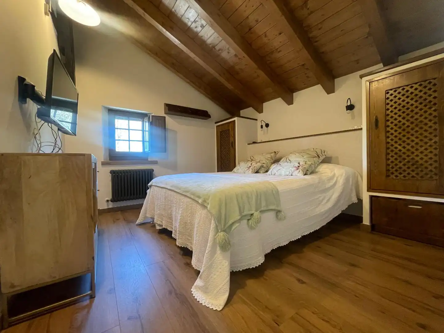 Habitación de Finca rústica en venta en Lekeitio con Aire acondicionado, Jardín privado y Parquet