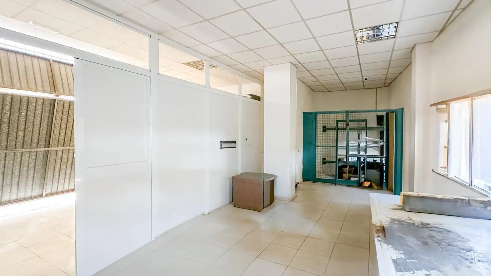 Inmuebles singulares con ascensor en venta en Avenida Blas Infante 62, imagen 24