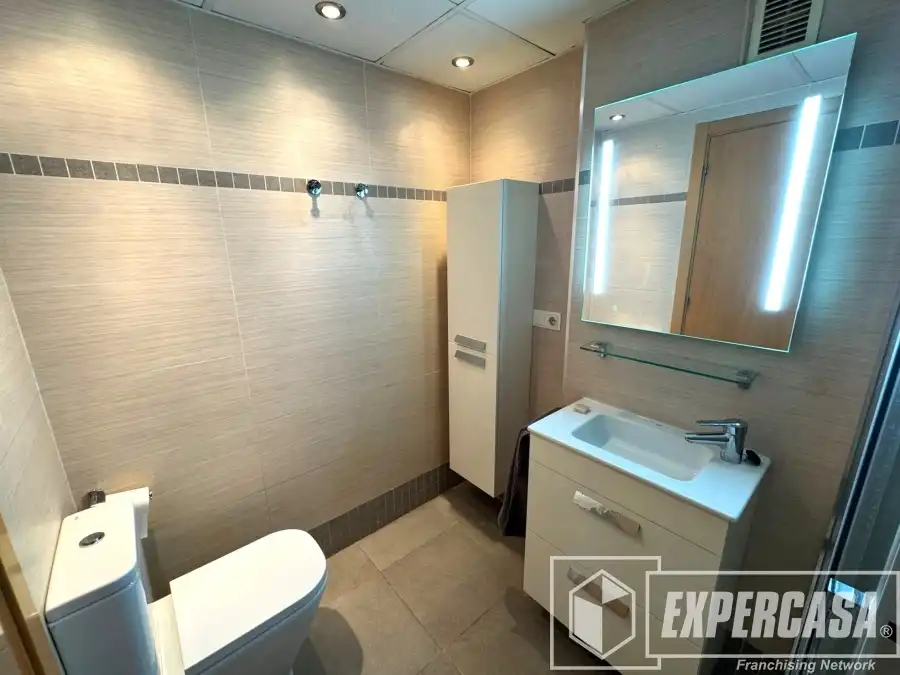 Baño de Piso en venta en Valencia con Parquet y Trastero