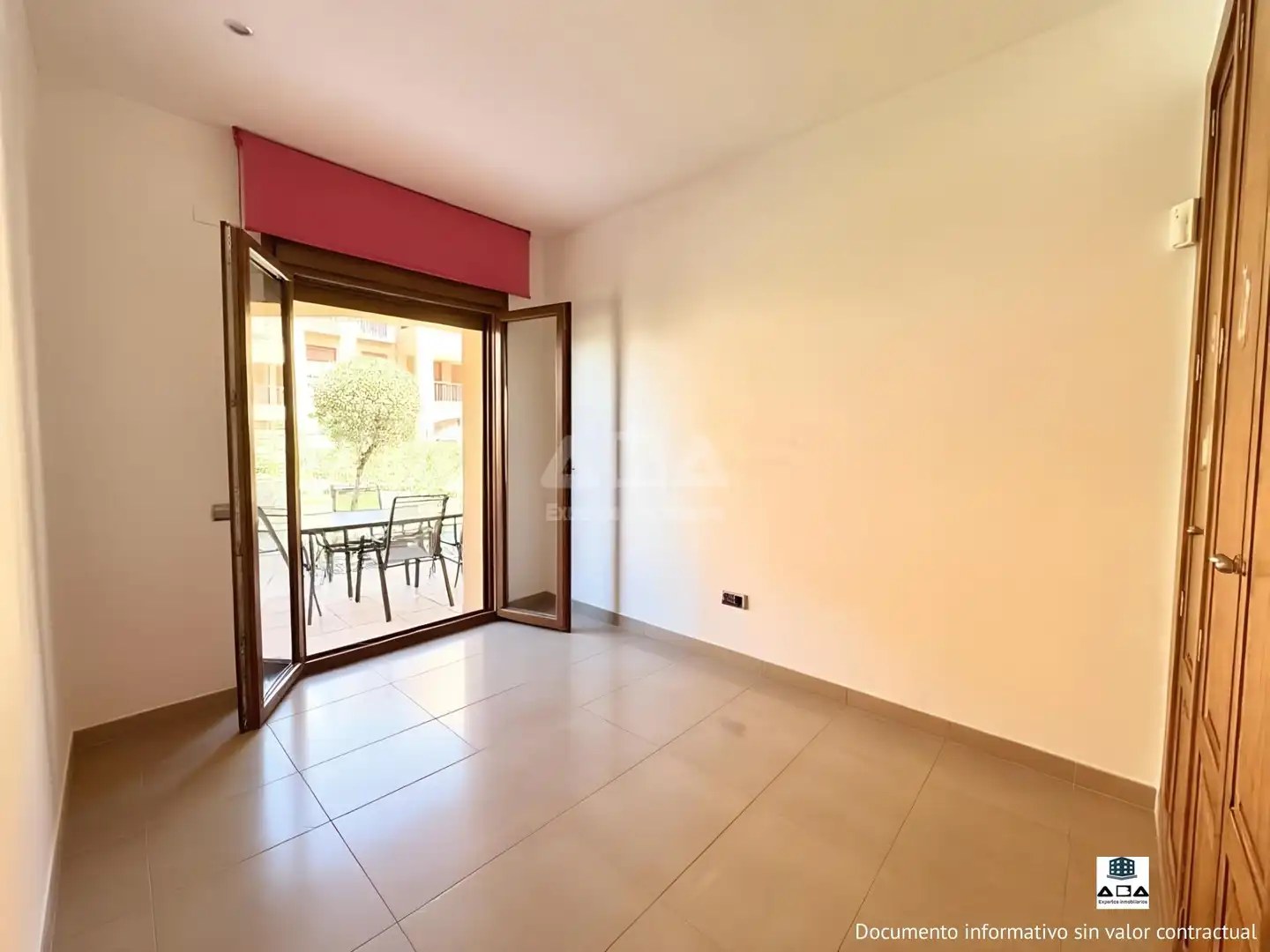 Dormitori de Planta baixa en venda en Alcalà de Xivert amb Aire condicionat, Calefacció i Jardí privat