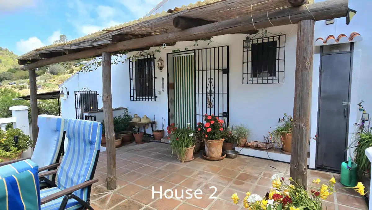 Casa rústica amb jardí en venda a Cómpeta, imagen 39