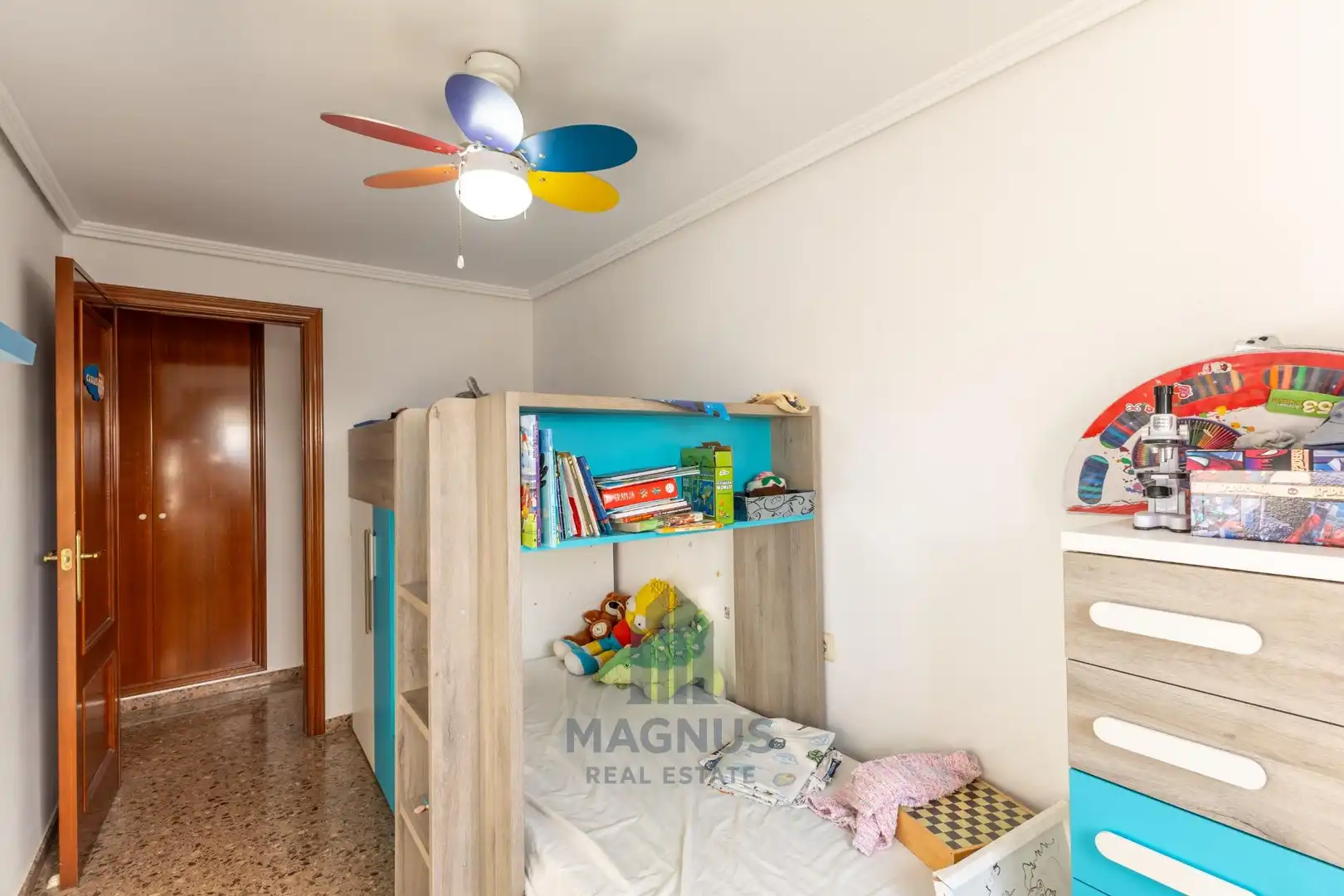 Habitación de Ático en venta en Aldaia con Aire acondicionado y Terraza