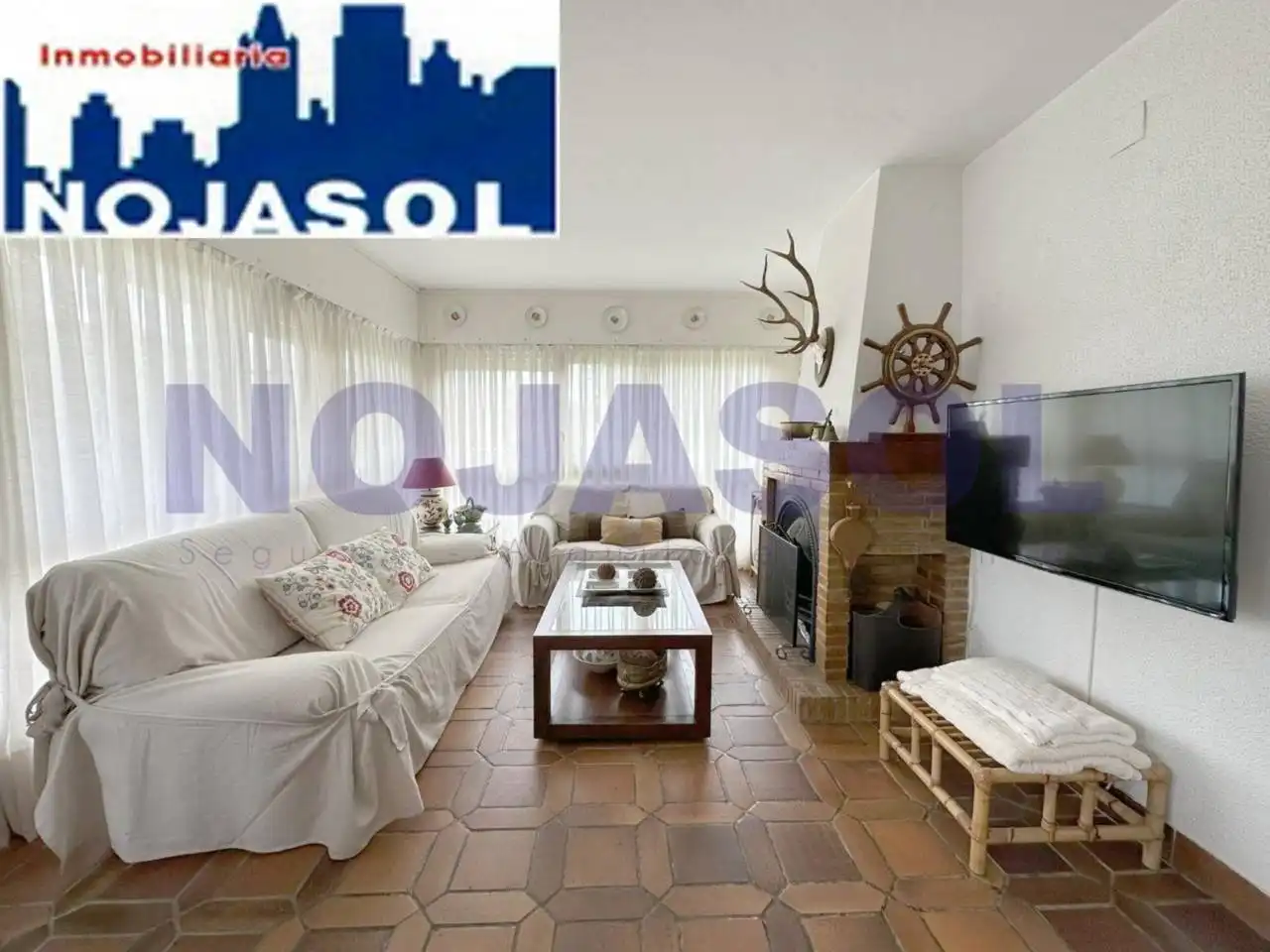 Sala d'estar de Casa adosada de lloguer en Noja amb Calefacció, Jardí privat i Terrassa