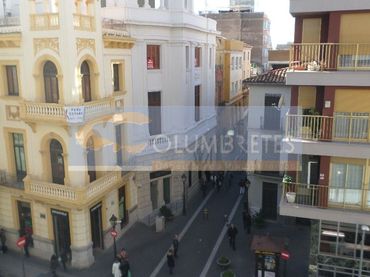 Appartamento con balcone in vendita a Carrer Sant Pasqual