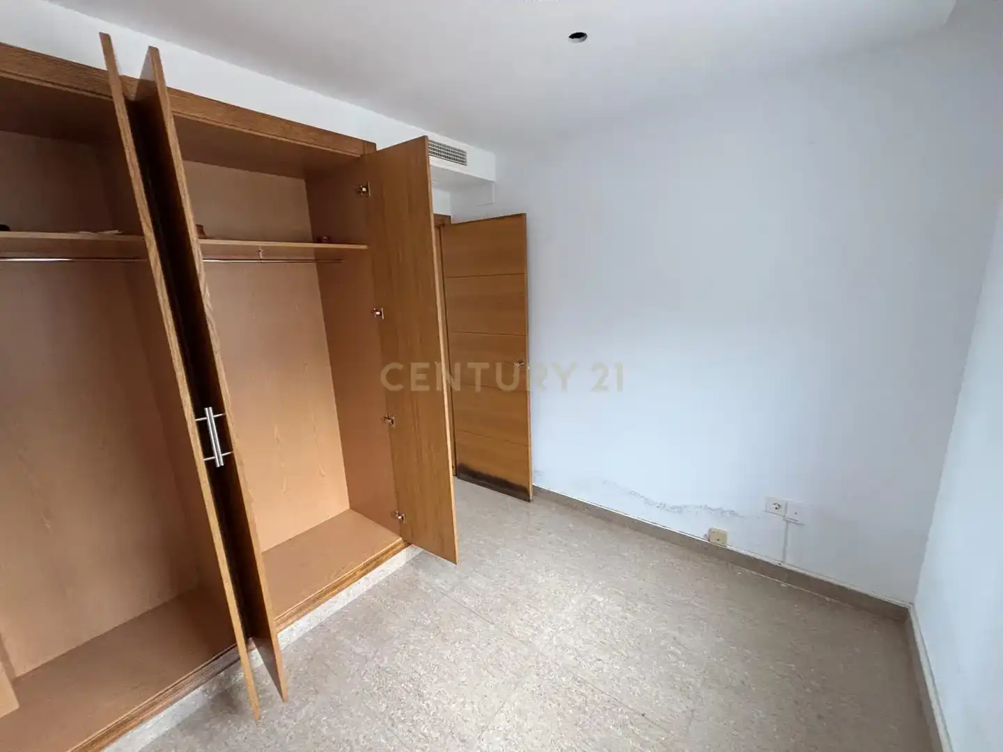 Dormitori de Apartament en venda en Valencia amb Aire condicionat, Traster i Forn