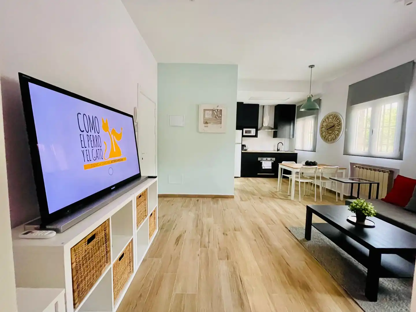 Flat for rent in Calle Aeronave, Timón
