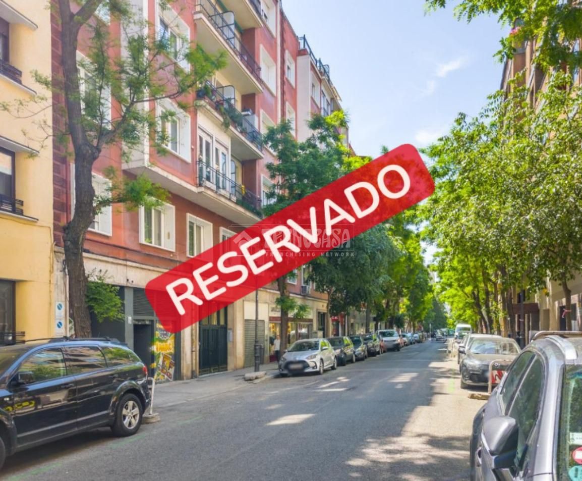 Exterior view of Flat for sale in  Madrid Capital  with Heating, Terrace and Balcony